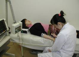 写真 筋電図検査